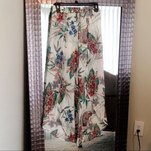 Flower printed pants